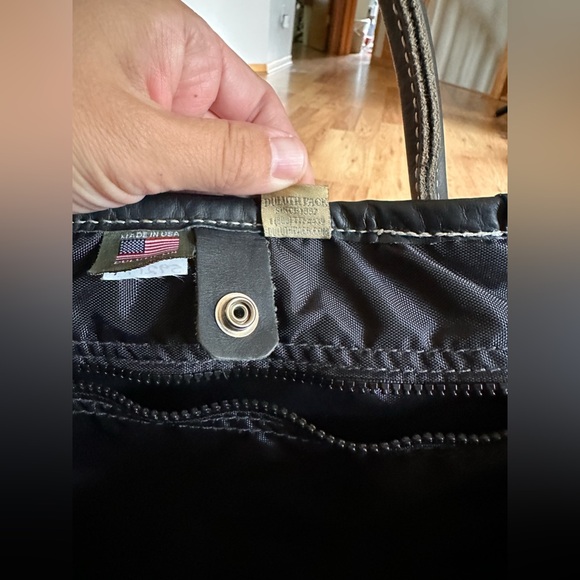 Duluth Trading Sportmans Black Leather Tote - Picture 16 of 16